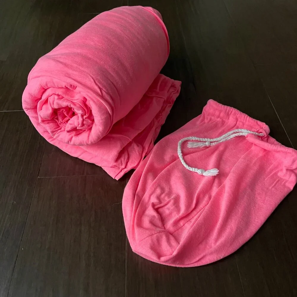 NWT Room Essentials Knited 3 Piece XL Twim Bed Sheet Set Hot pink